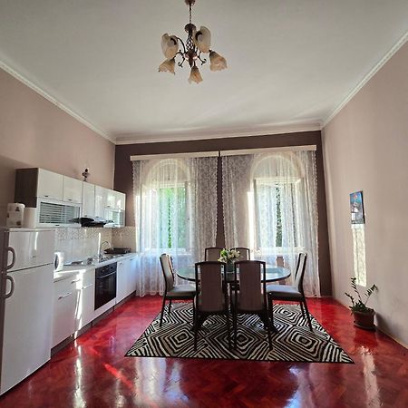 Apartman Prvi Red Do Mora Crikvenica Exterior foto