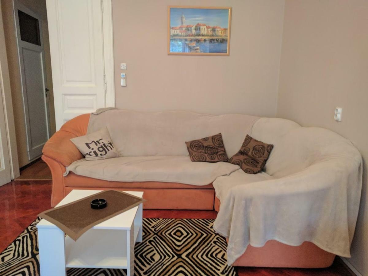 Apartman Prvi Red Do Mora Crikvenica Exterior foto